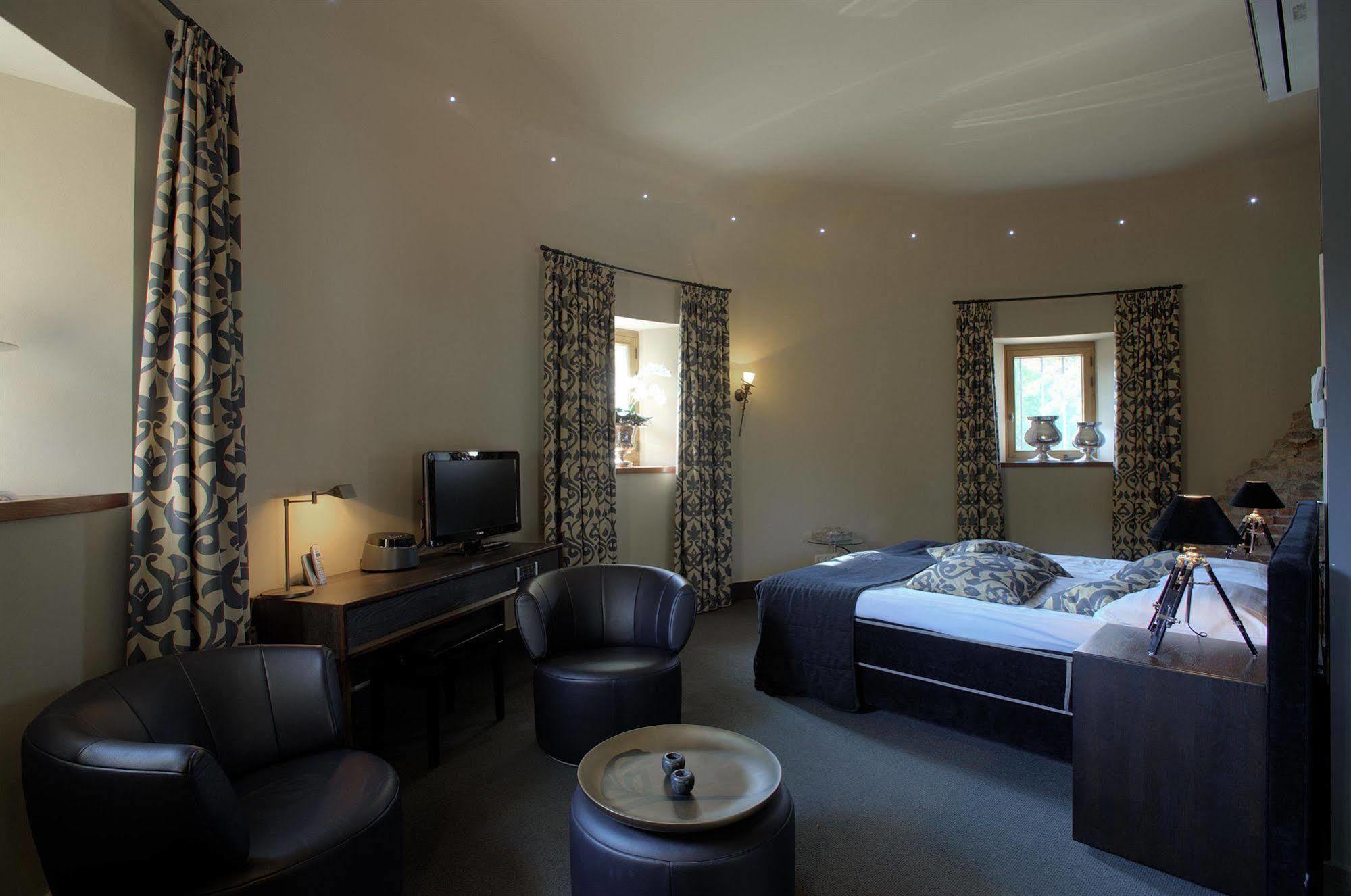 Romantik Hotel Kasteel Daelenbroeck Herkenbosch Exteriör bild